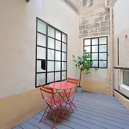 La Saraillerie - Patio - Clim - Wifi Avignon